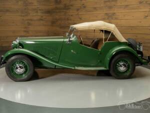 Image 12/19 of MG TD (1951)