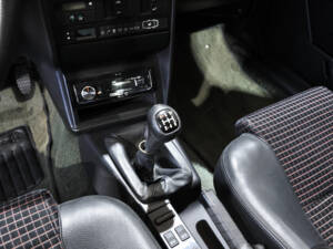 Image 21/37 of Alfa Romeo 155 Twin Spark 2.0 (1992)