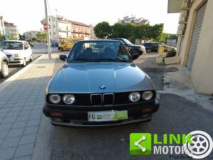 Imagen 3/10 de BMW 318i (1989)