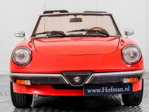 Image 22/50 of Alfa Romeo 1.6 Spider (1985)