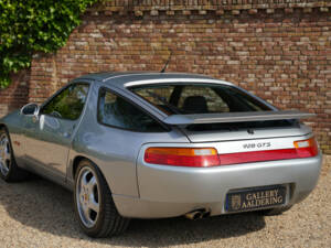 Immagine 35/50 di Porsche 928 GTS (1993)