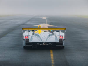 Image 13/22 of Audi R8 LMP900 (2001)