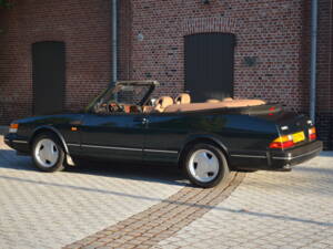 Image 4/17 de Saab 900 S (1992)