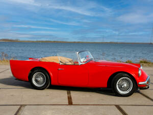 Image 2/7 de Daimler SP 250 (1961)