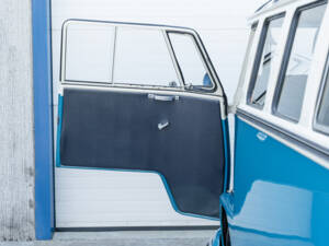 Image 32/89 de Volkswagen T1 Samba (1966)