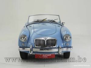 Image 9/15 of MG MGA 1500 (1957)