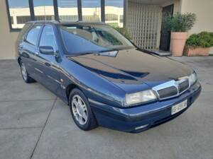 Image 3/7 de Lancia Kappa 2.0 SW (1997)