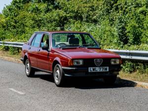 Imagen 22/50 de Alfa Romeo Giulietta 1.6 (1981)