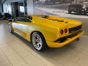 Image 13/20 of Lamborghini Diablo VT 6.0 (2001)