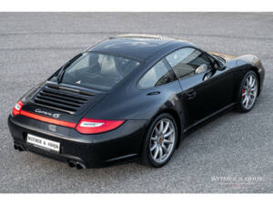 Image 19/32 de Porsche 911 Carrera 4S (2009)