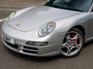 Bild 30/50 von Porsche 911 Carrera (2004)