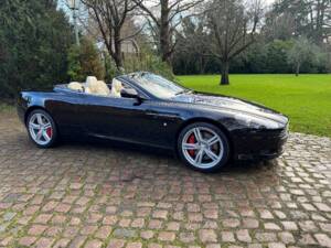 Image 18/37 de Aston Martin DB 9 Volante (2008)