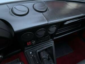 Immagine 19/22 di Alfa Romeo Spider Quadrifoglio (1985)