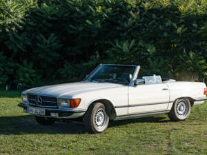 Immagine 27/42 di Mercedes-Benz 380 SL (1981)