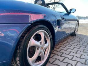 Image 8/20 of Porsche Boxster (1998)