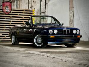 Immagine 85/86 di BMW 318i (1994)