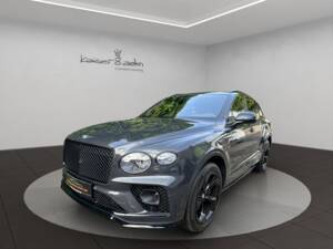 Immagine 1/19 di Bentley Bentayga V8 (2022)