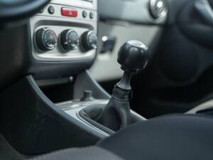 Image 32/50 of Alfa Romeo 147 1.9 JTD (2007)