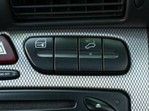 Image 32/50 of Mercedes-Benz C 320 Sportcoupé (2003)