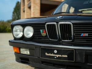 Immagine 25/50 di BMW M 535i (1985)