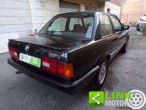 Bild 5/10 von BMW 318i (1988)
