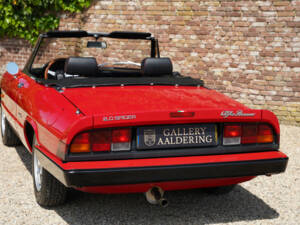 Image 48/50 of Alfa Romeo 2.0 Spider (1990)
