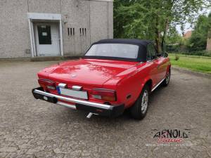 Image 3/29 of FIAT 124 Spider DS (1984)