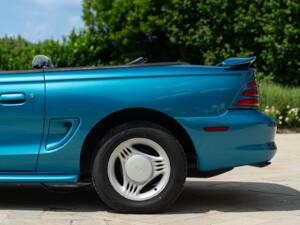 Image 16/50 of Ford Mustang (1994)