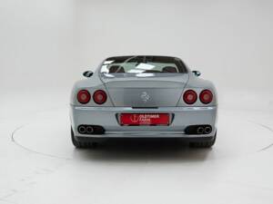 Image 7/15 of Ferrari 550 Maranello (1997)