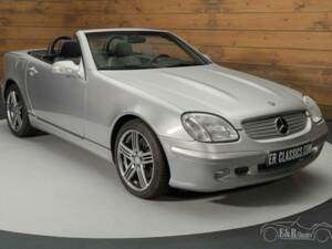 Image 15/19 de Mercedes-Benz SLK 320 (2000)