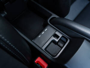 Imagen 25/51 de Porsche 911 Carrera 4 GTS (2012)