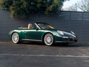 Image 25/53 of Porsche 911 Carrera 4S (2010)