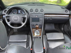 Image 11/50 of Audi S4 (2005)