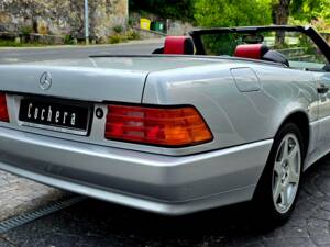 Image 6/61 of Mercedes-Benz SL 320 &quot;Mille Miglia&quot; (1995)