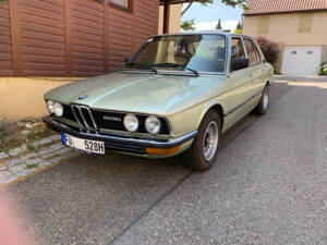 Bild 2/7 von BMW 528i (1980)