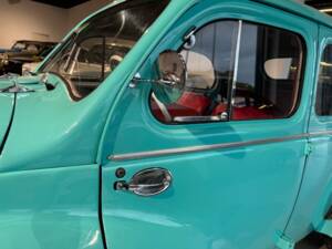 Bild 9/33 von Renault 4 CV (1957)