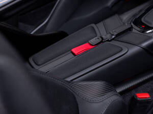 Bild 20/47 von Aston Martin V12 Speedster (2021)