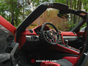 Image 30/46 of Porsche Boxster Spyder (2016)