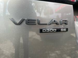 Image 10/19 de Land Rover Range Rover Velar P300 (2018)