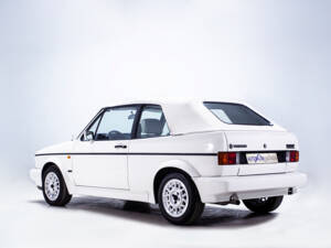 Image 14/39 of Volkswagen Golf I Cabrio 1.8 (1994)