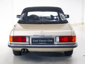 Image 8/43 de Mercedes-Benz 350 SL (1978)