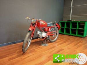 Image 2/10 de Moto Guzzi DUMMY (1962)