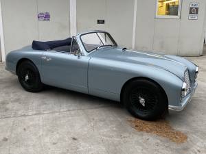 Image 12/50 de Aston Martin DB 2 Vantage DHC (1952)