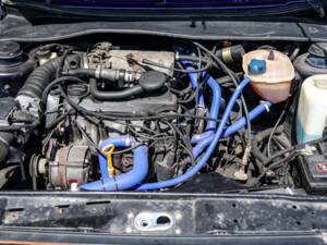 Image 15/26 de Volkswagen Golf Mk II GTi 16V 1.8 (1988)
