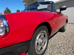 Image 26/56 of Alfa Romeo 2.0 Spider (1986)