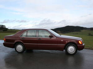 Imagen 11/69 de Mercedes-Benz 500 SE (1992)