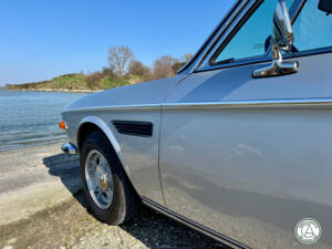 Bild 30/60 von BMW 3.0 CSi (1975)