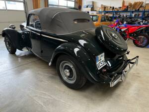 Image 9/40 of Citroën Traction Avant 11 BL (1951)