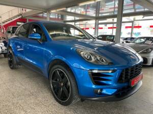 Image 3/19 of Porsche Macan (2018)