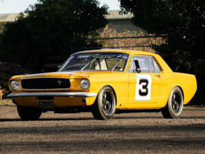 Image 1/50 of Ford Mustang Notchback (1965)